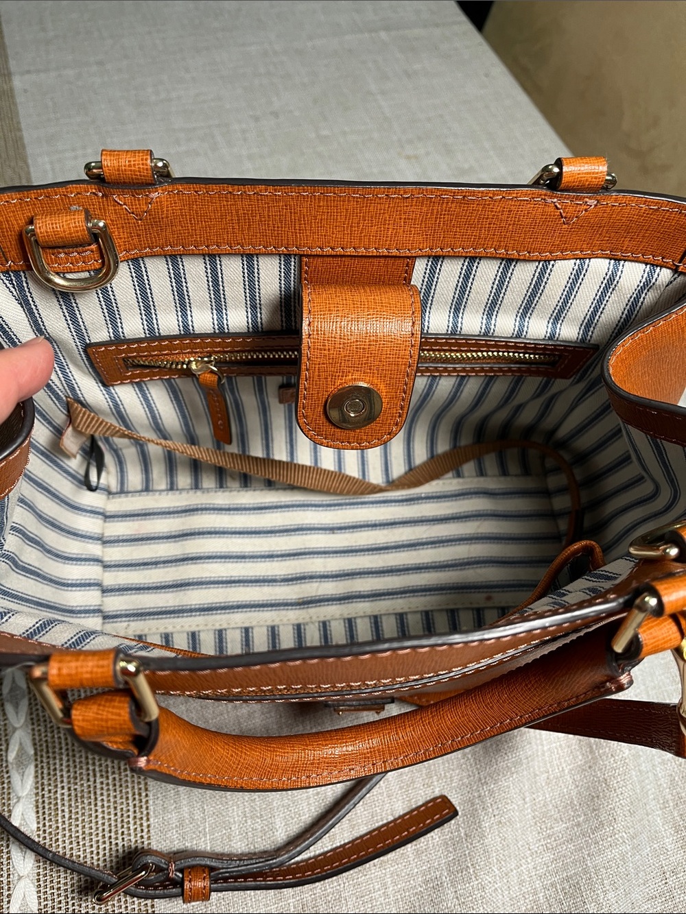 Dooney & Bourke Saffiano leather Structured Satchel with Matching Wallets - Picture 6 of 16